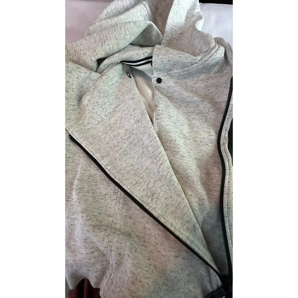 Nike Tech Fleece Sleeveless Hoodie Vest Size Small Athleisure Streetwear